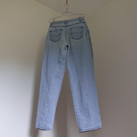 Vintage Embroidered Jeans - Picture 3 of 4